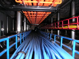 Bunker under floor cable tray